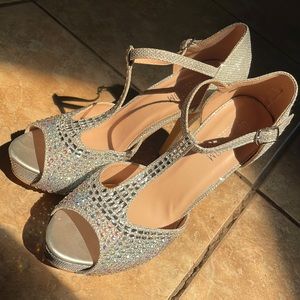 sparkly glitter silver heels